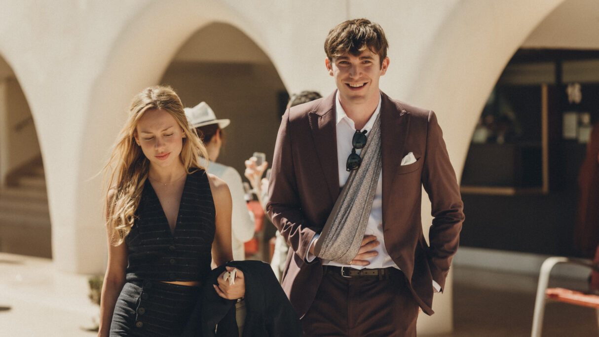 Prime Video Yeni Orijinal Filmi Enfrentados Marfil den lk Kareleri Prime Video Yeni Orijinal Filmi Enfrentados Marfil den lk Kareleri