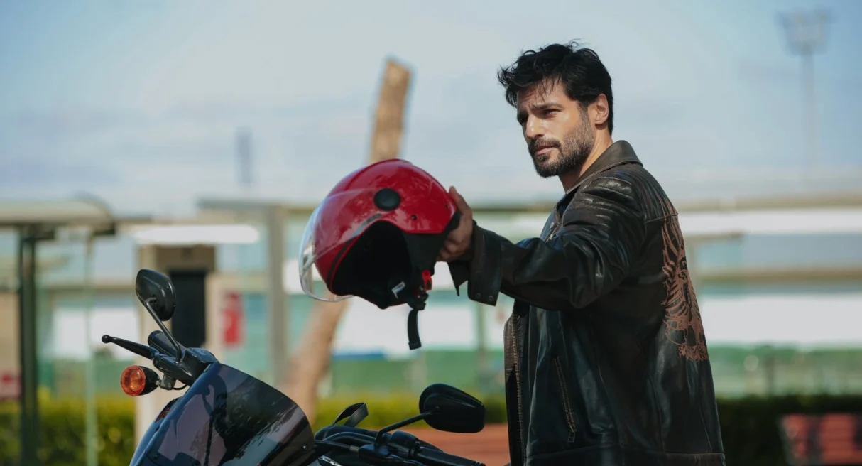 Hilal Altınbilek ve Serkan Çayoğlu’lu 'Öngörü’den İlk Fragman