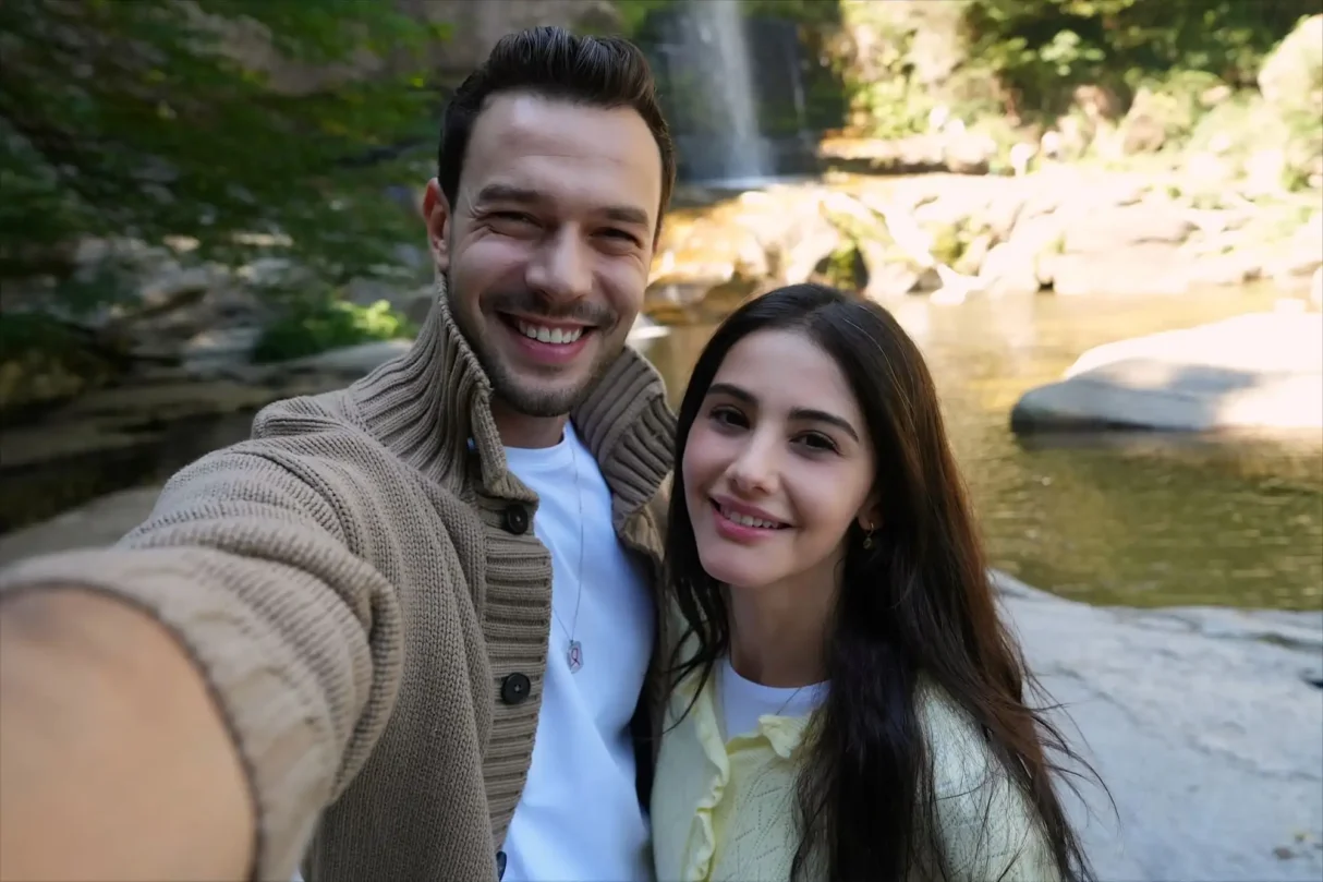 Set image from Sevdiğim Sensin season 2