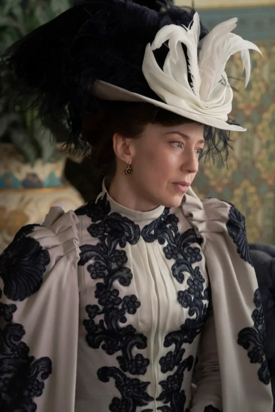 The Gilded Age 4. sezondan bir görüntü