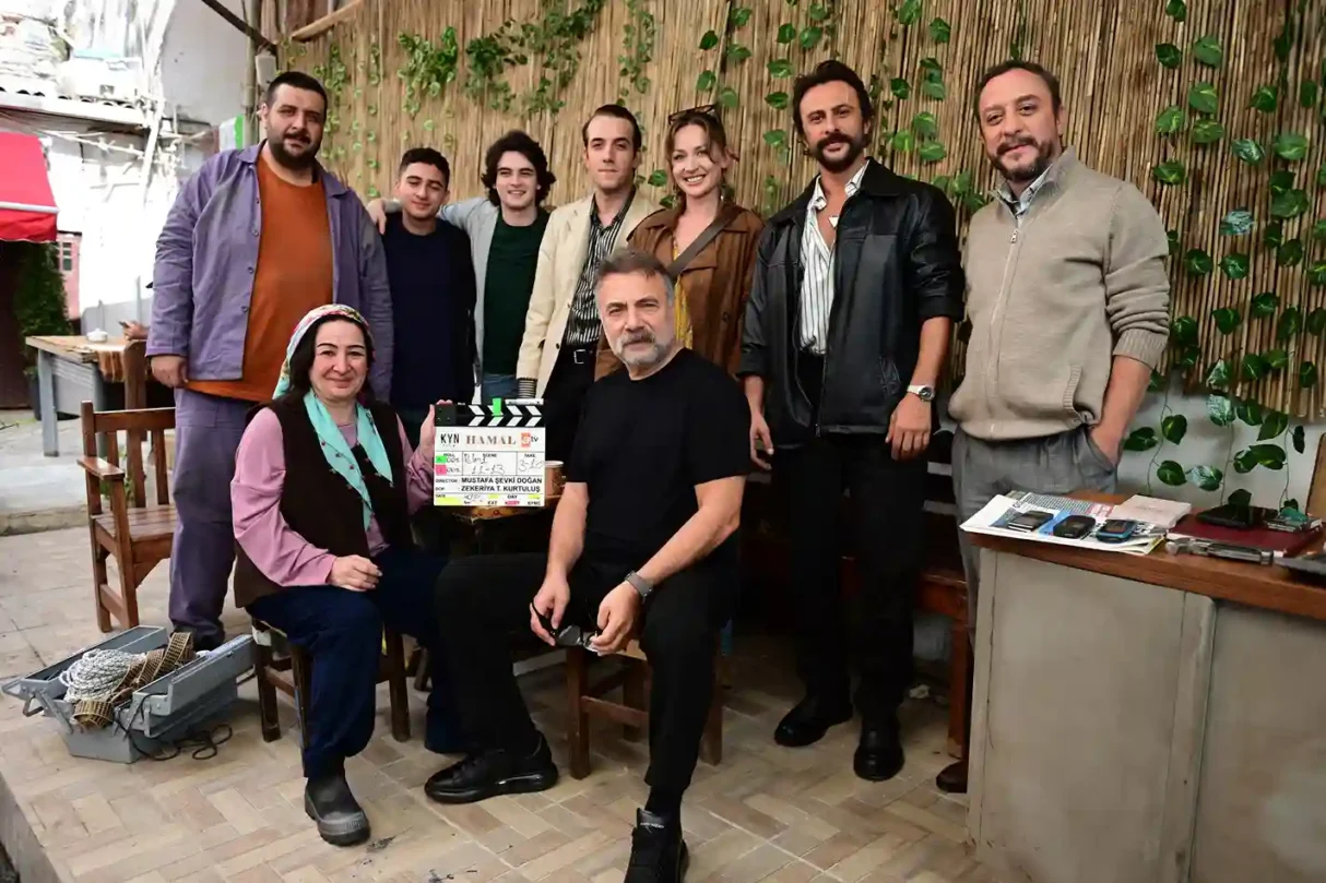 'Hamal': Oktay Kaynarca ve Fahriye Evcen'li Dizi Sete Çıktı