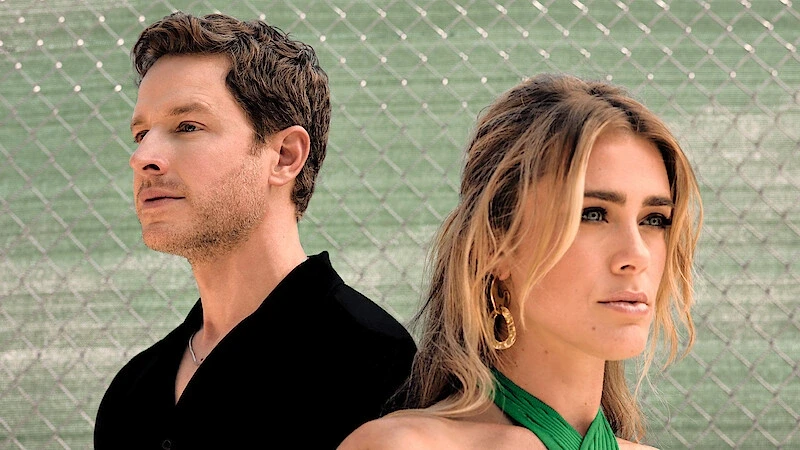 Netflix Manifest spin-offu Arrivals: A New Manifest Mystery'den bir görsel