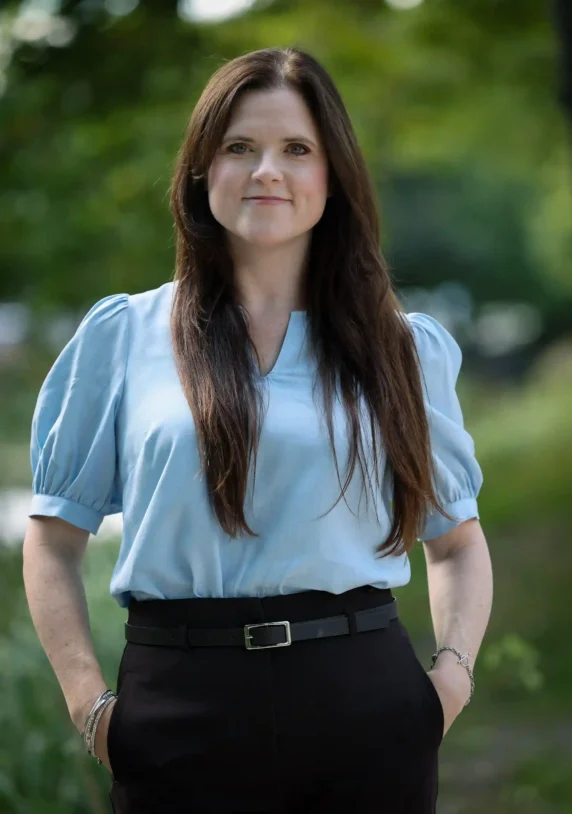 BiggerStage Appoints Former Paramount Global Executive Leda Connaughton-Deeny as CFO
