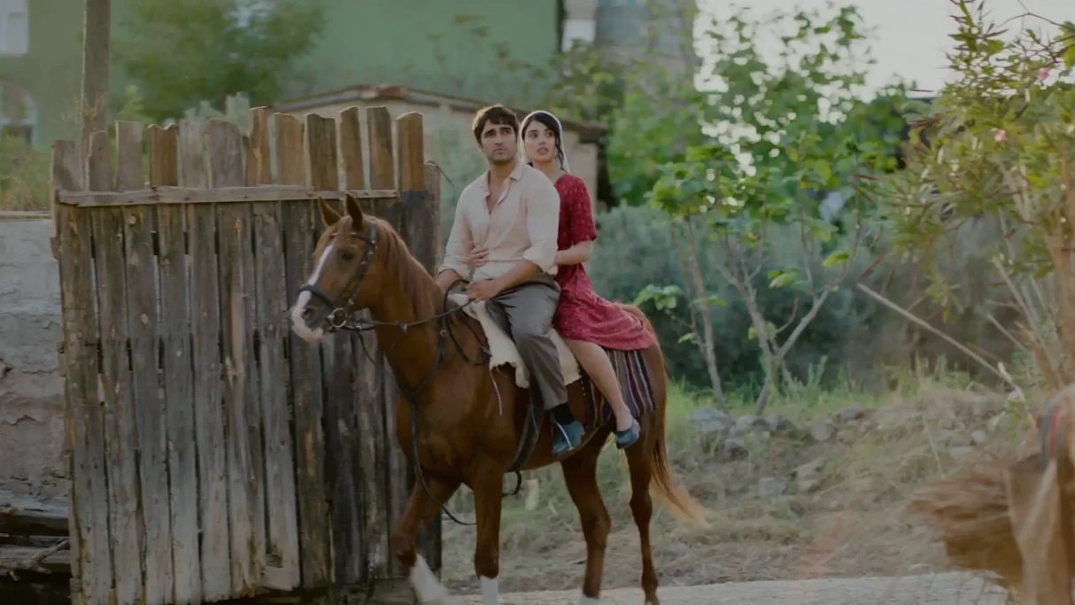 'Susuz Yaz': Kanal D Unveils First Trailer for New Drama